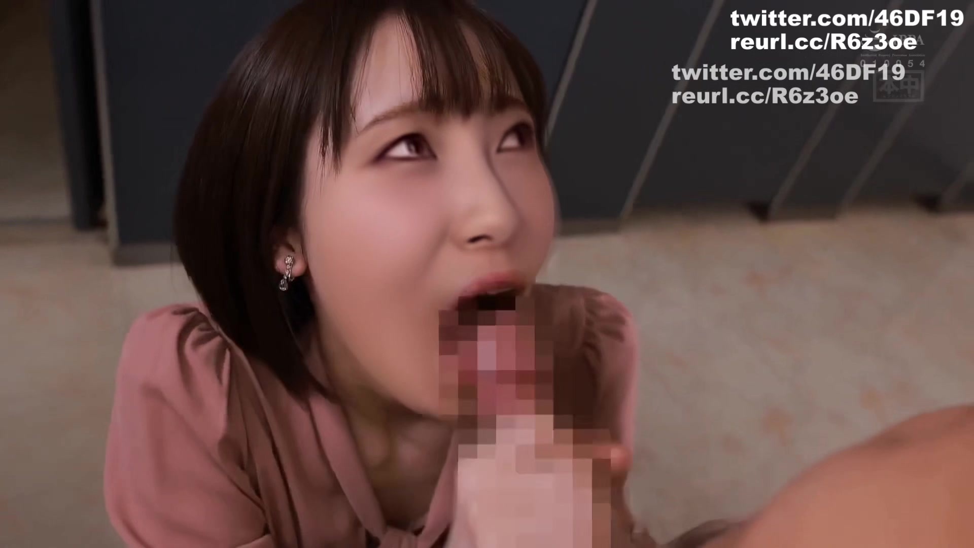 Minami Hamabe got cum on her face in the bathroom (浜辺美波 フェイクアプリ) [PREMIUM]