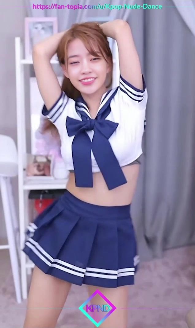 Schoolgirl dancing for her teacher - Yujin face swap (アイズワン 本物の偽物) [PREMIUM]