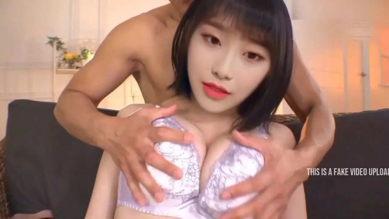 Deepfake porn  Chuu from LOONA  츄 이달의 소녀 가짜 포르노