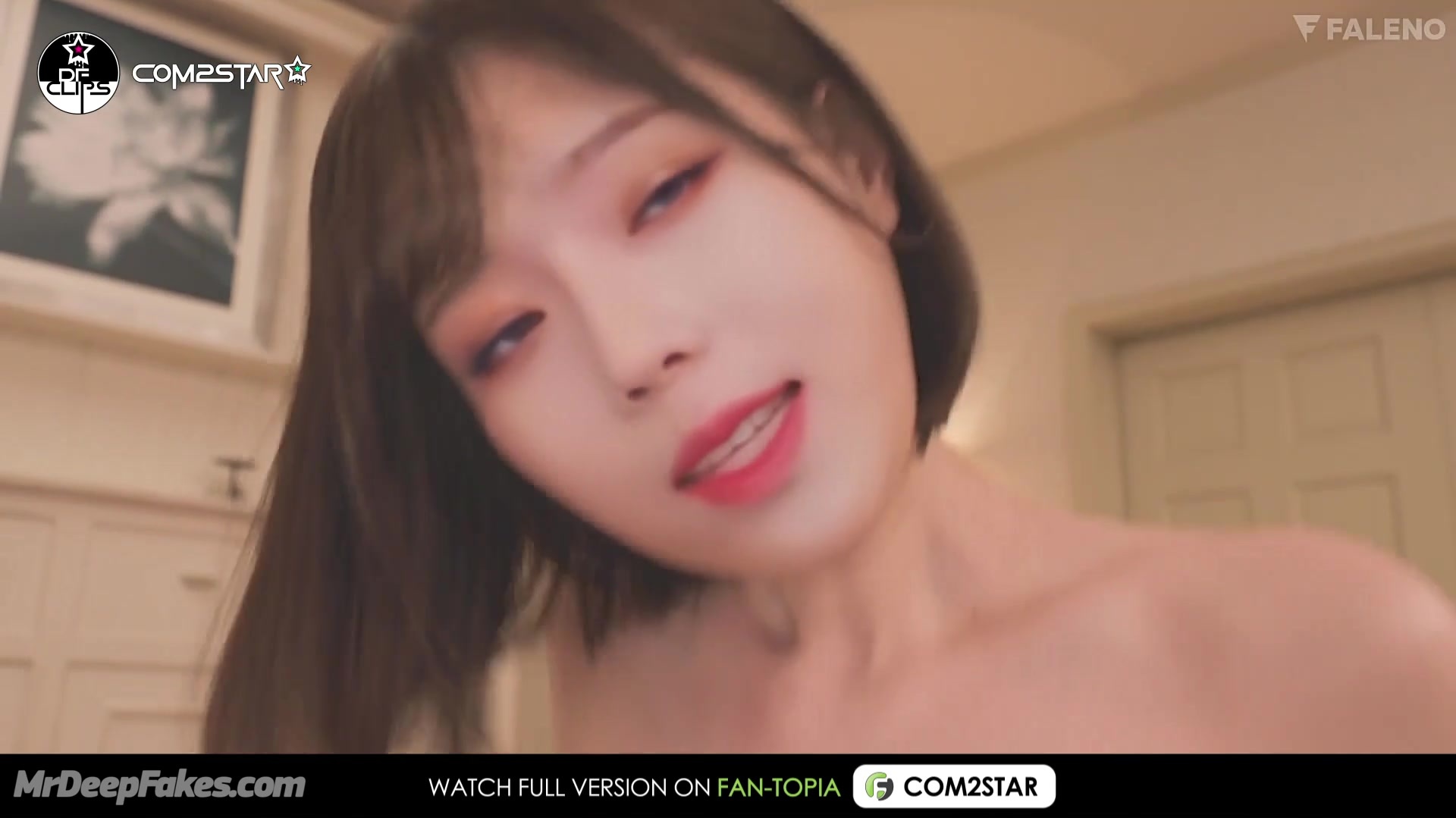 Cute Winter saute sur la bite d'un mec porno deepfake coréen