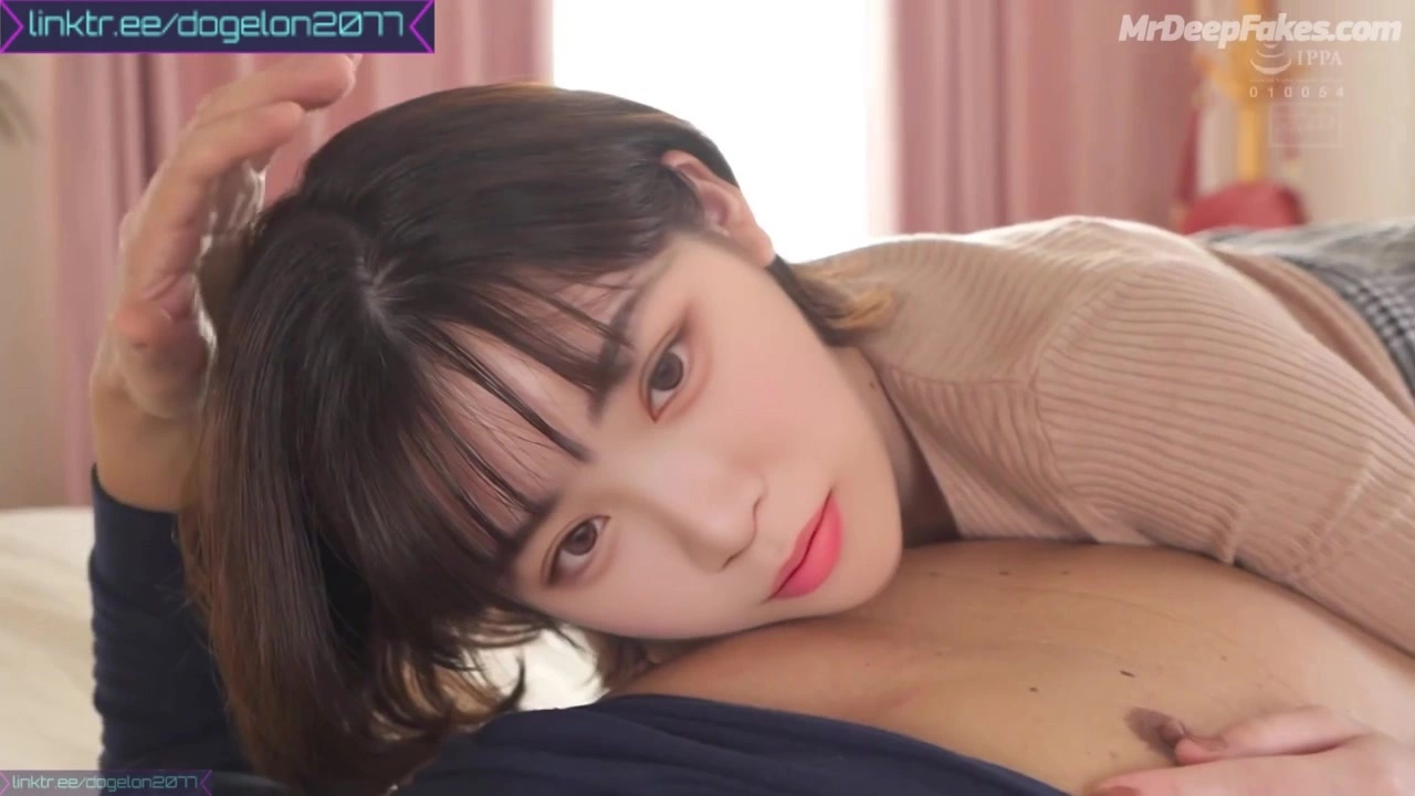 A captivating moment of artificial intimacy